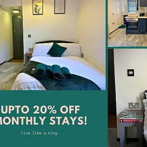Apartment Cosy Getaway For Couples With Free Parking, Liverpool
